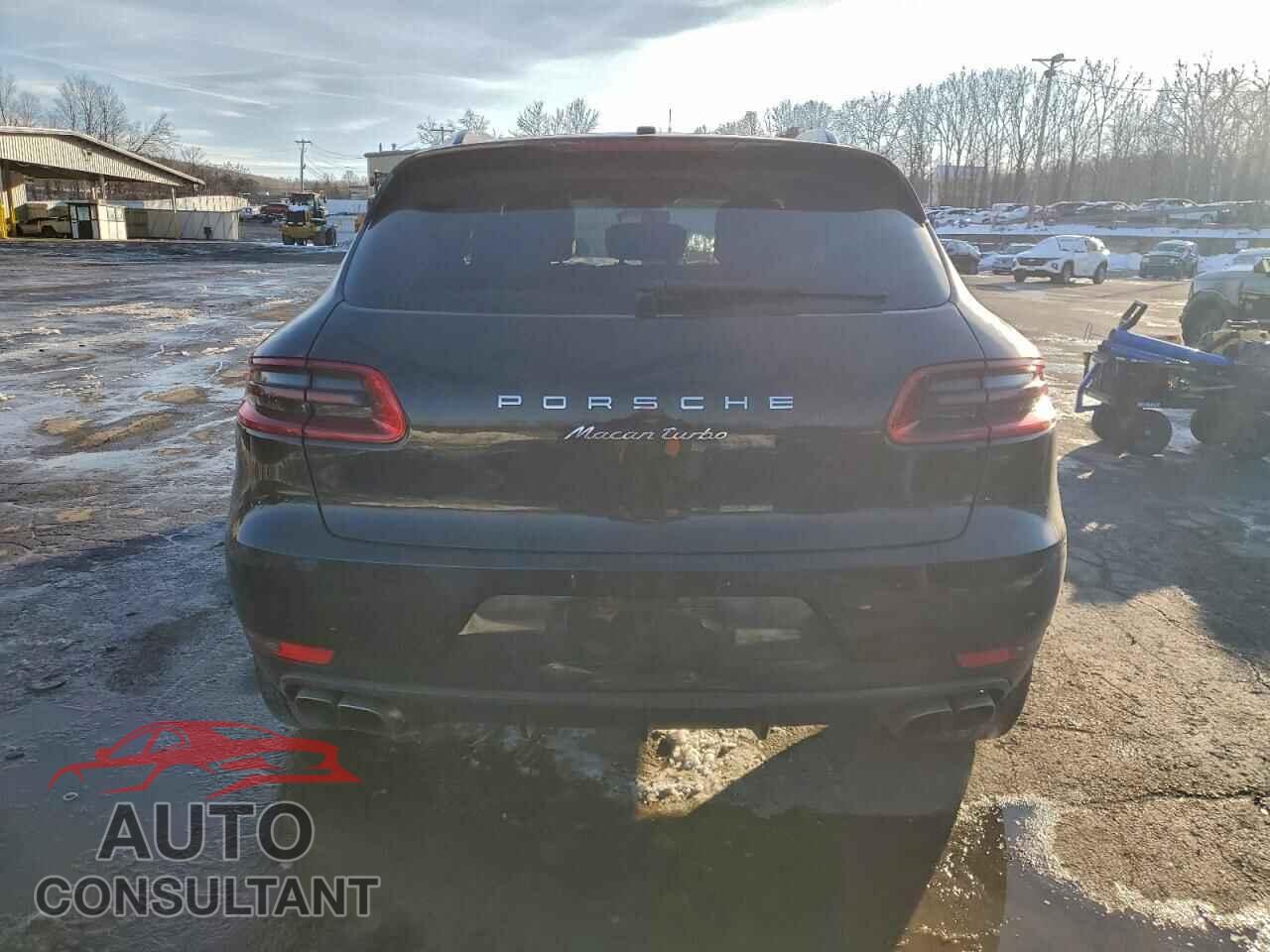 PORSCHE MACAN 2016 - WP1AF2A58GLB95345