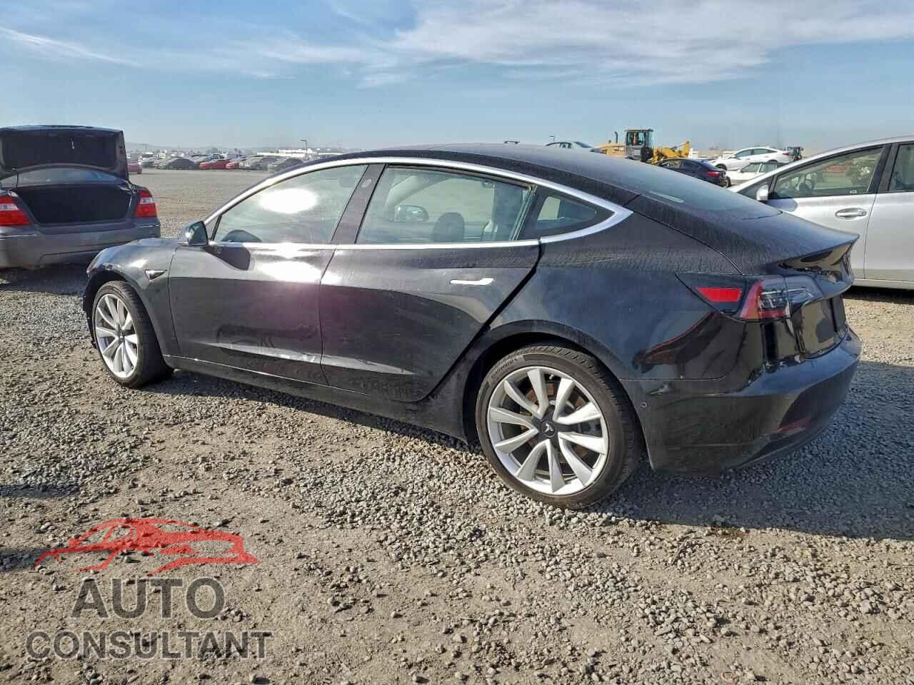 TESLA MODEL 3 2018 - 5YJ3E1EA8JF173337