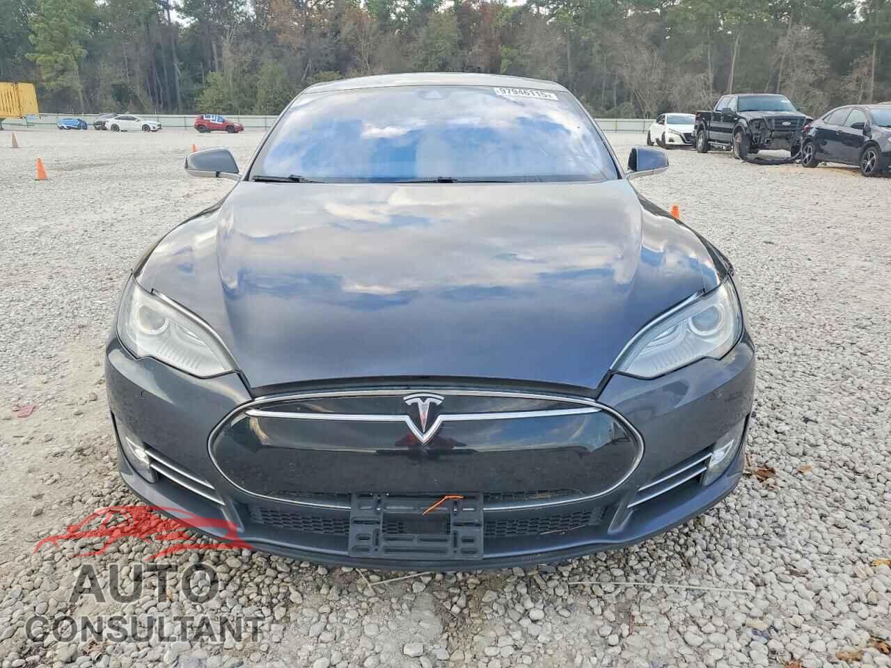 TESLA MODEL S 2015 - 5YJSA1S27FF086895