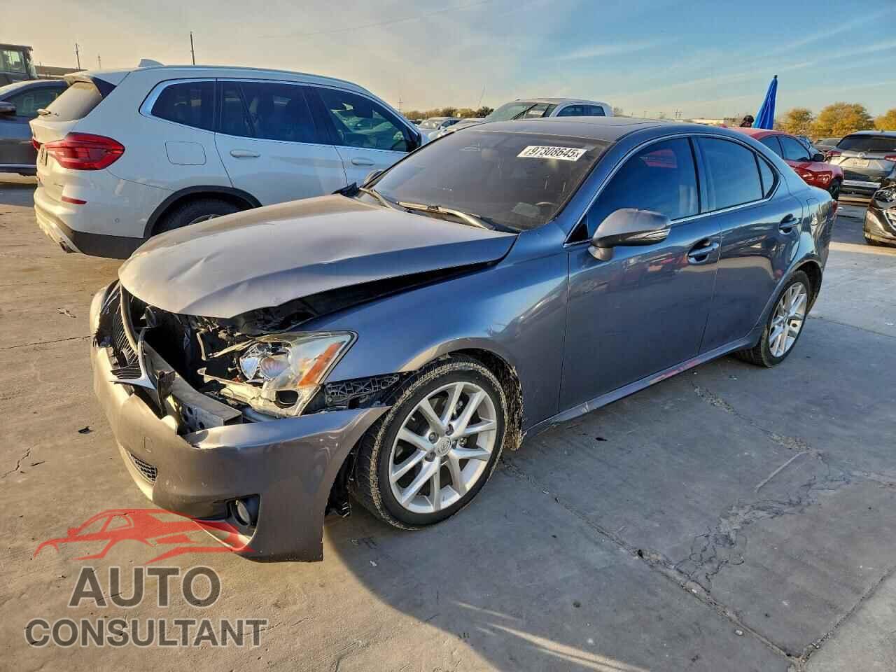 LEXUS IS 2013 - JTHBF5C26D5190444