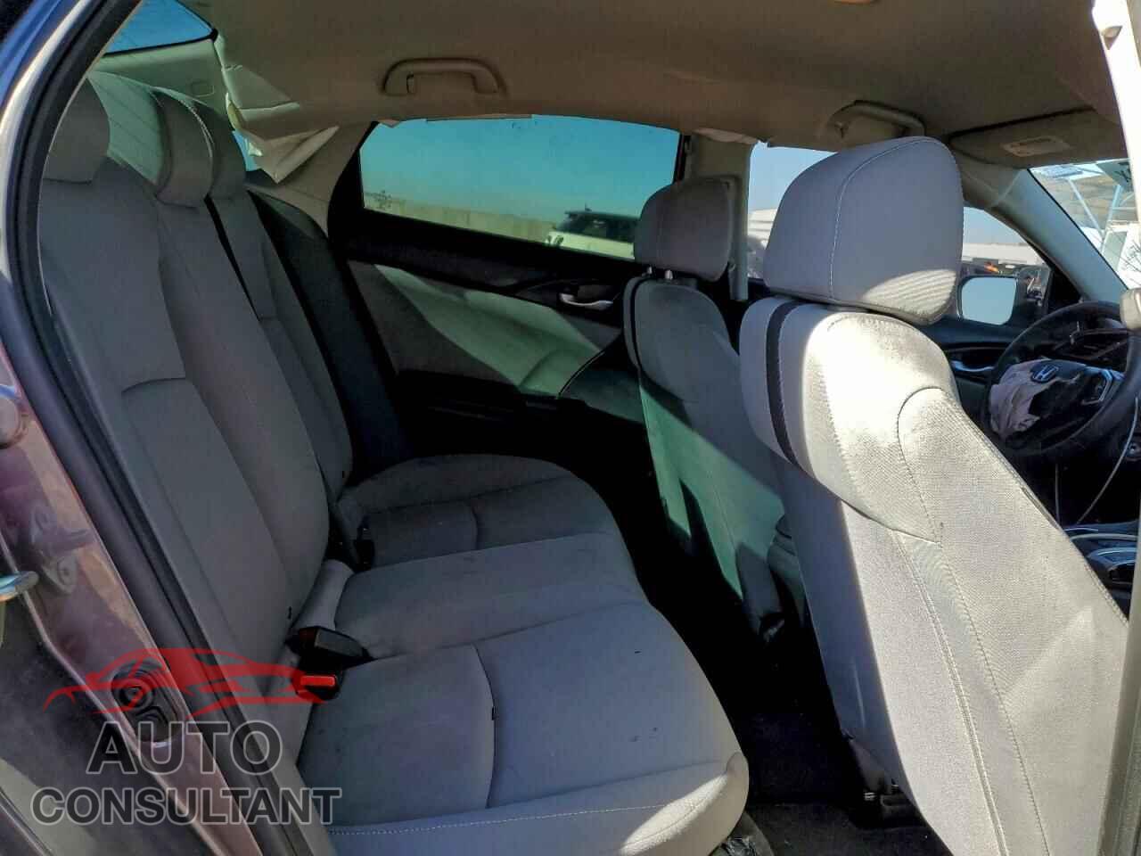 HONDA CIVIC 2017 - 19XFC2F58HE045206