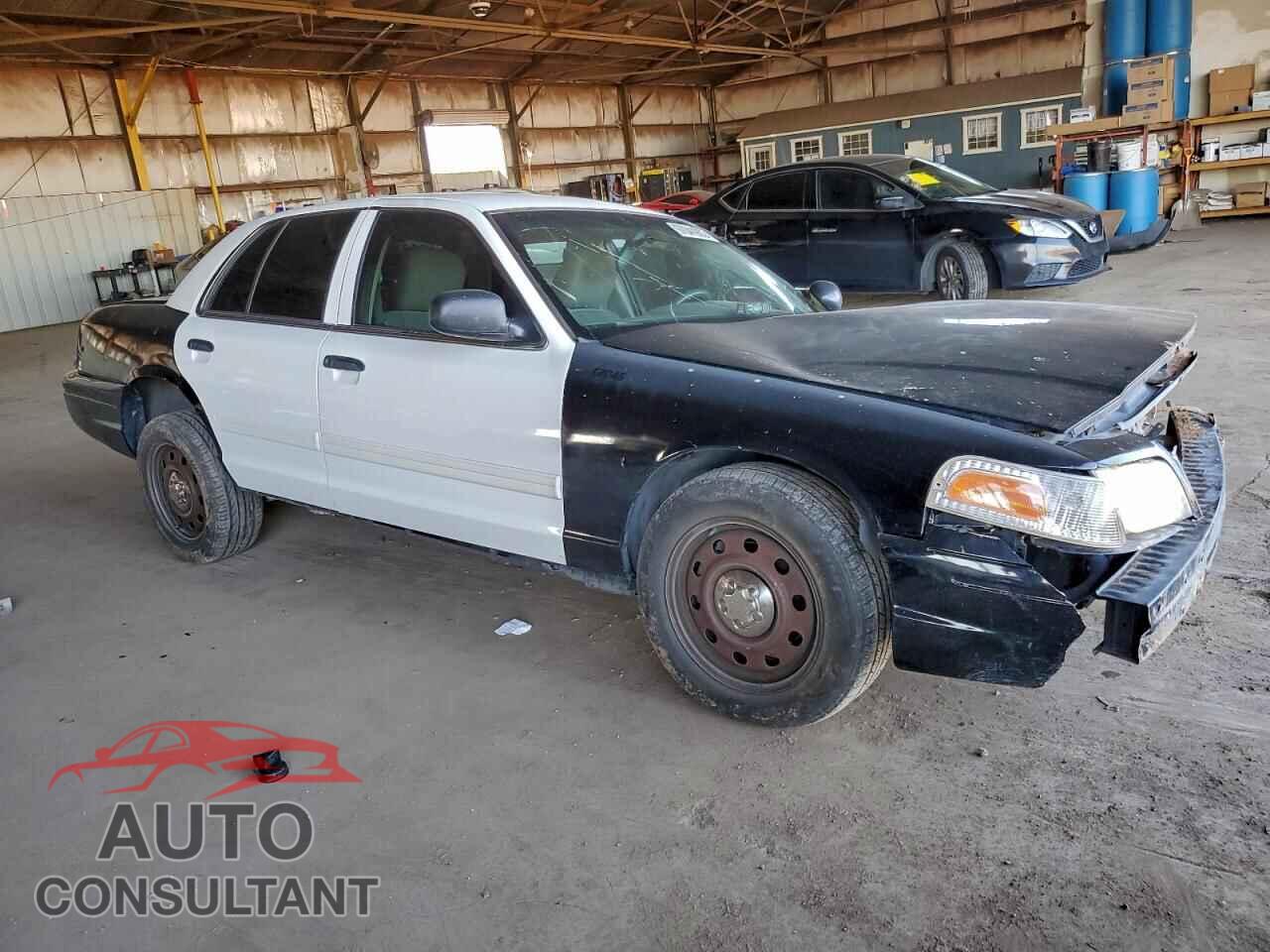 FORD CROWN VIC 2011 - 2FABP7BV4BX156039