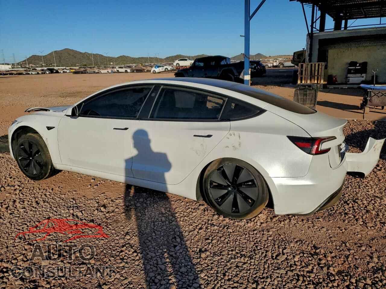 TESLA MODEL 3 2025 - 5YJ3E1EA1SF910900