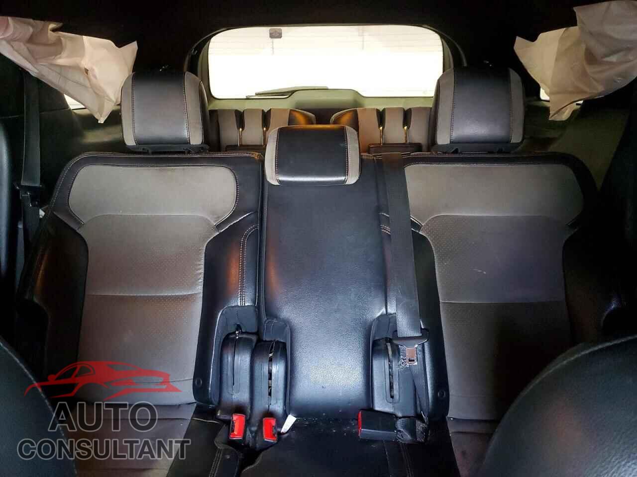 FORD EXPLORER 2017 - 1FM5K8D88HGC30222