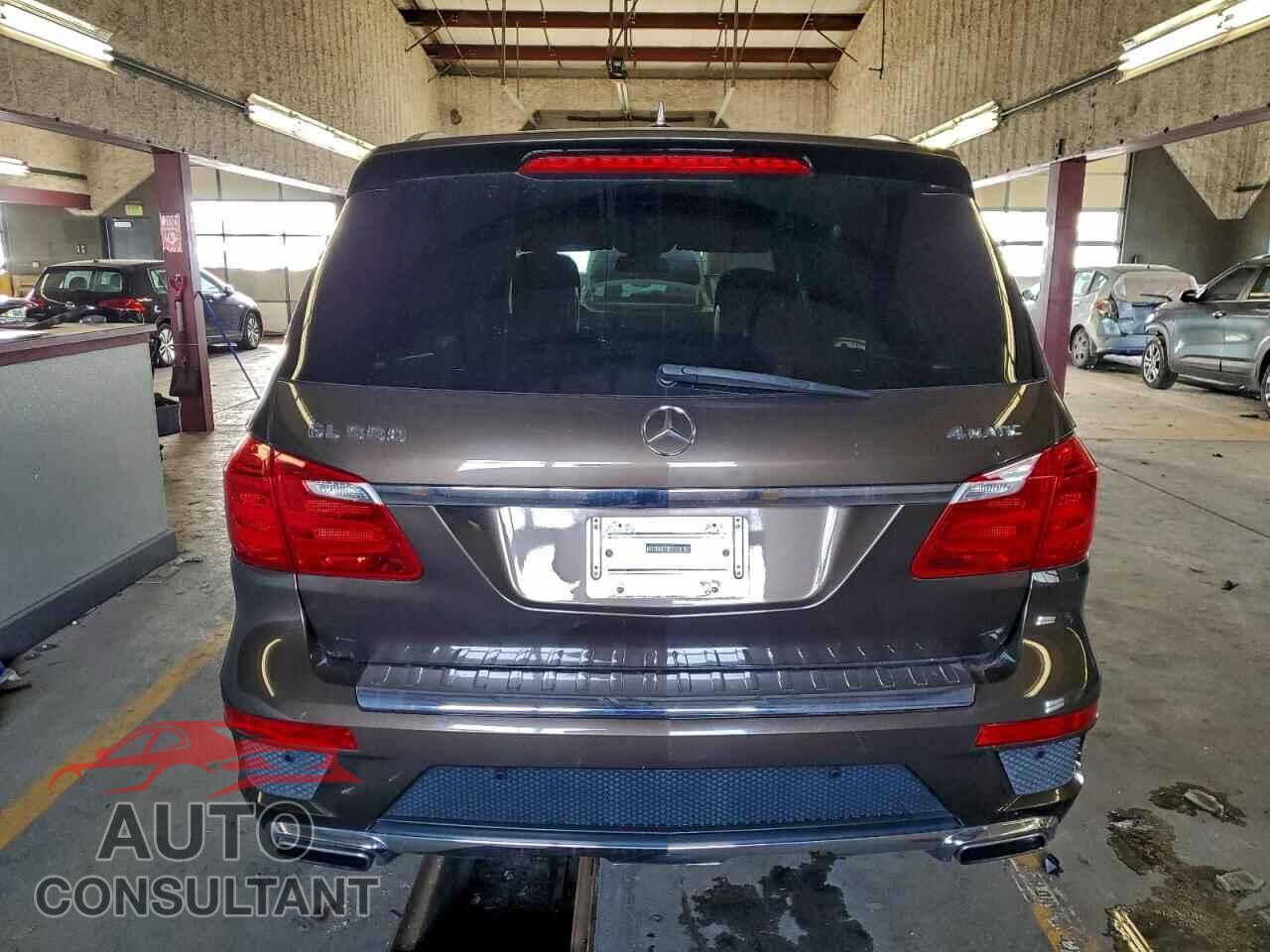 MERCEDES-BENZ GL-CLASS 2015 - 4JGDF7DEXFA502995