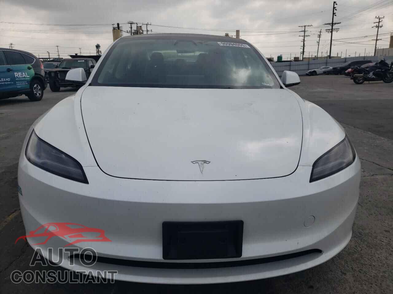 TESLA MODEL 3 2025 - 5YJ3E1EA6SF023339