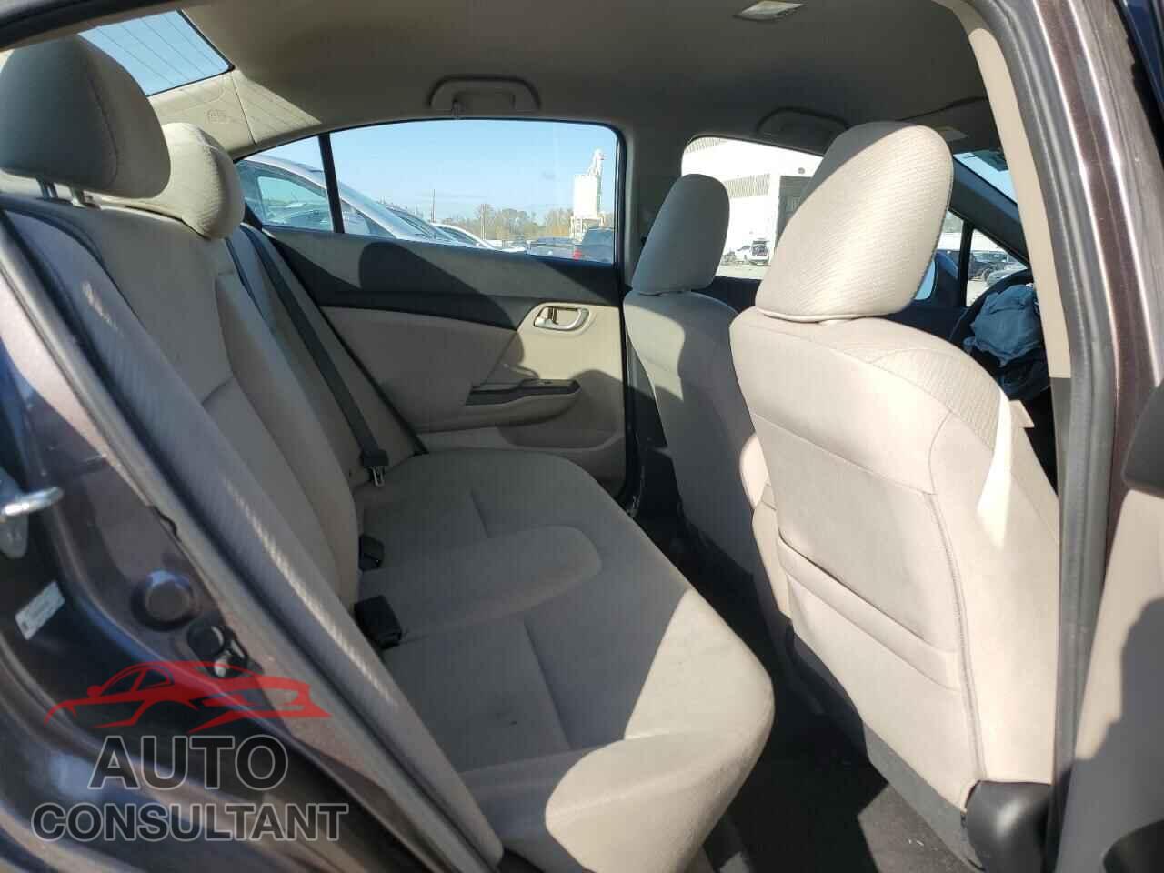 HONDA CIVIC 2013 - 2HGFB2F58DH542811