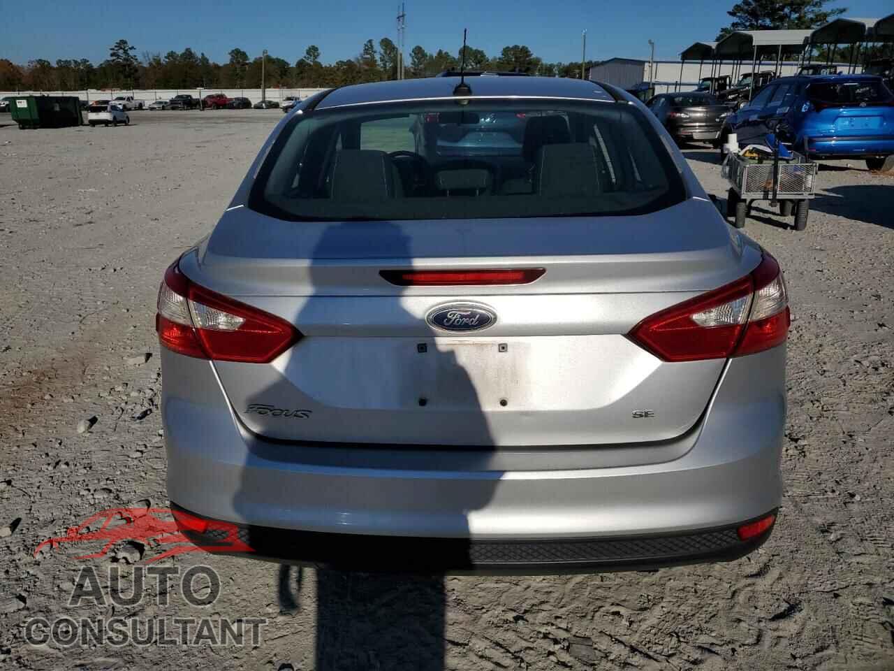 FORD FOCUS 2012 - 1FAHP3F26CL202116