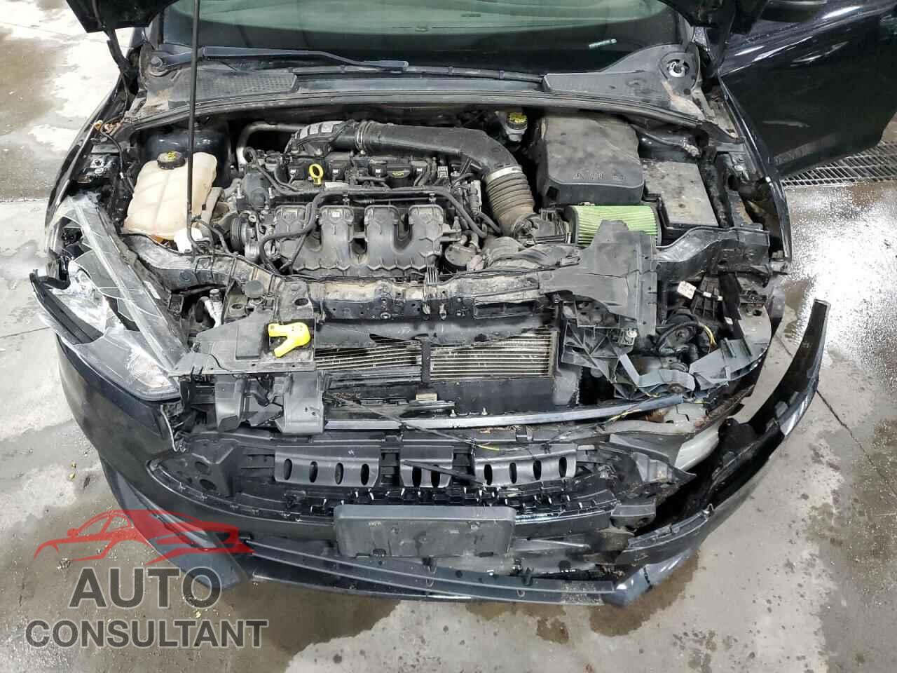 FORD FOCUS 2017 - 1FADP3L96HL277163