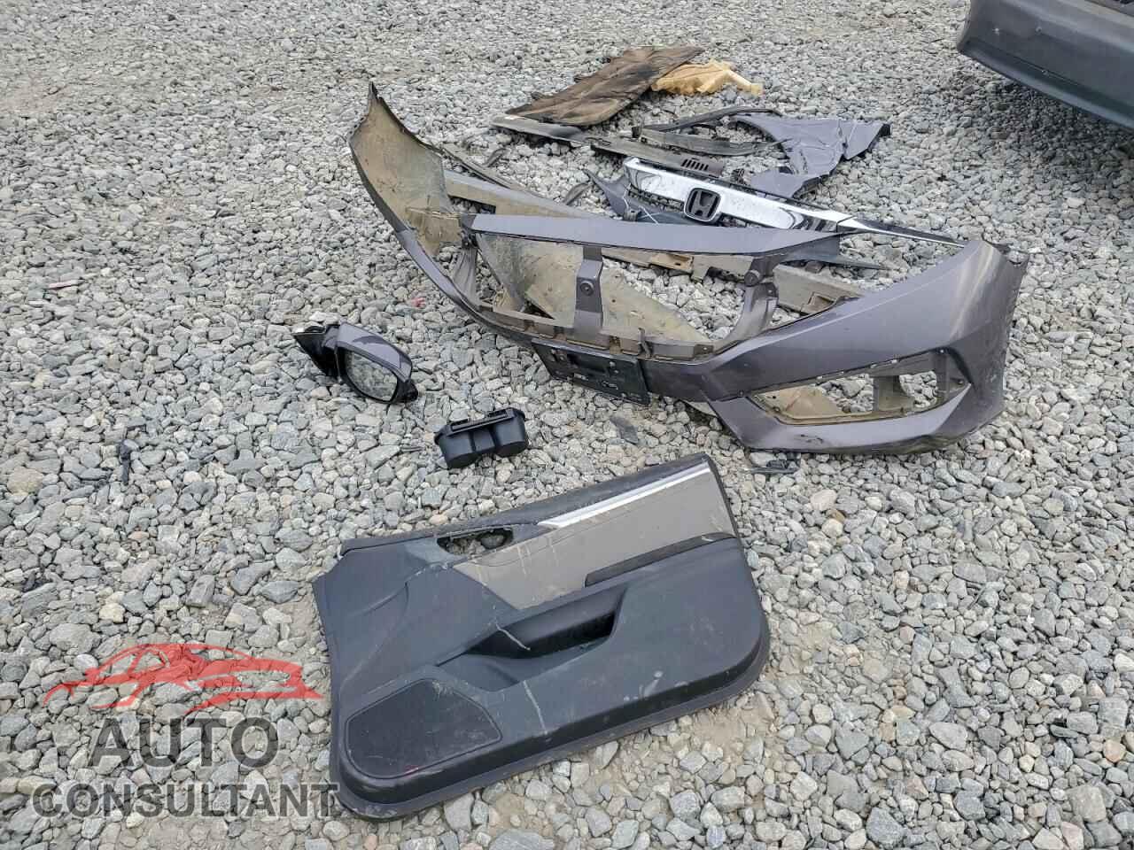 HONDA CIVIC 2017 - 19XFC2F74HE038898