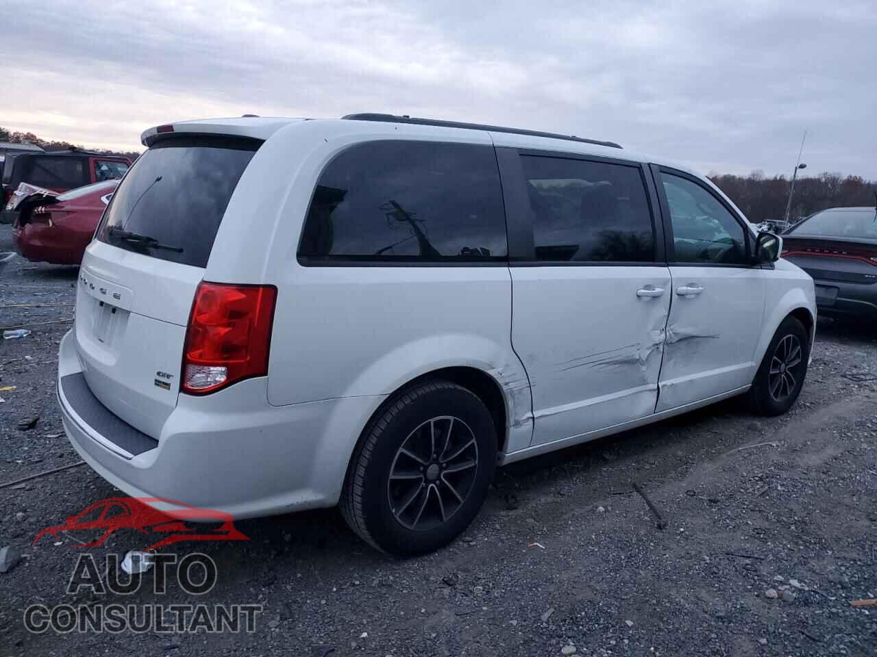 DODGE CARAVAN 2018 - 2C4RDGEG7JR324547