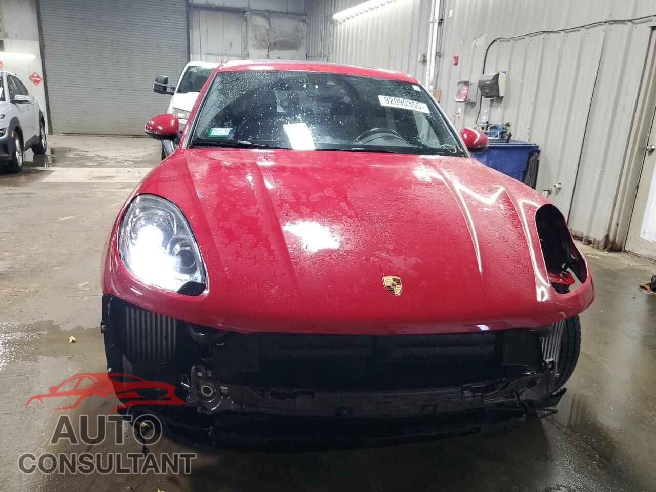 PORSCHE MACAN 2018 - WP1AB2A56JLB37561