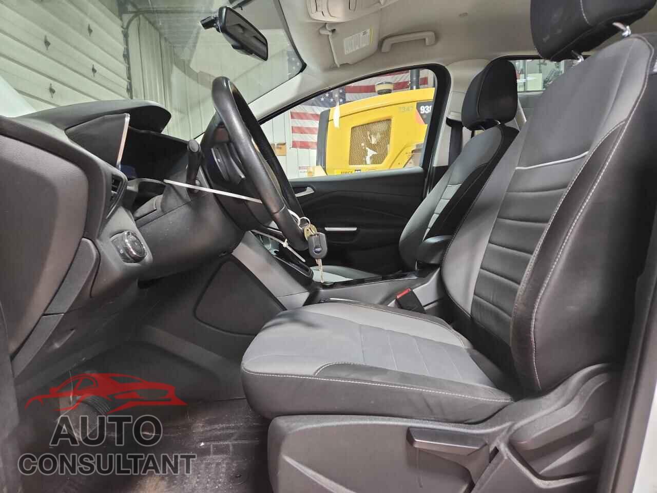 FORD CMAX 2015 - 1FADP5AU8FL101215