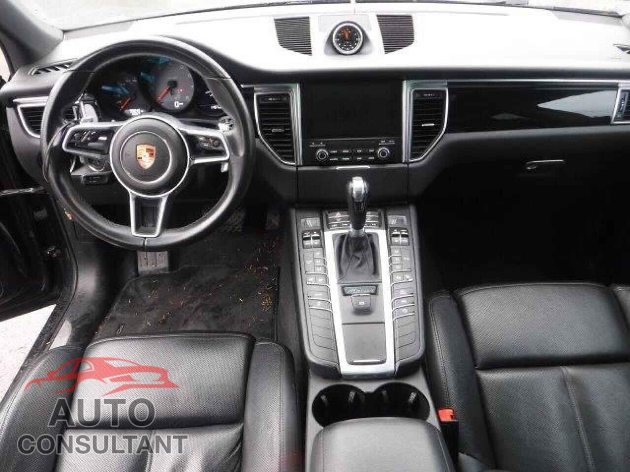 PORSCHE MACAN 2018 - WP1AB2A56JLB30416
