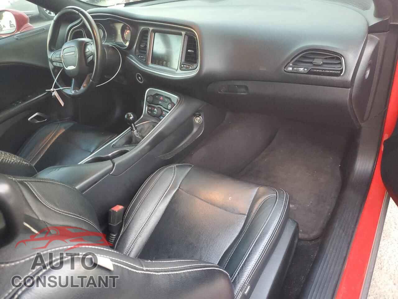 DODGE CHALLENGER 2015 - 2C3CDZAT1FH713531