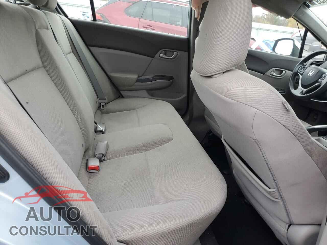 HONDA CIVIC 2012 - 2HGFB2F55CH546894