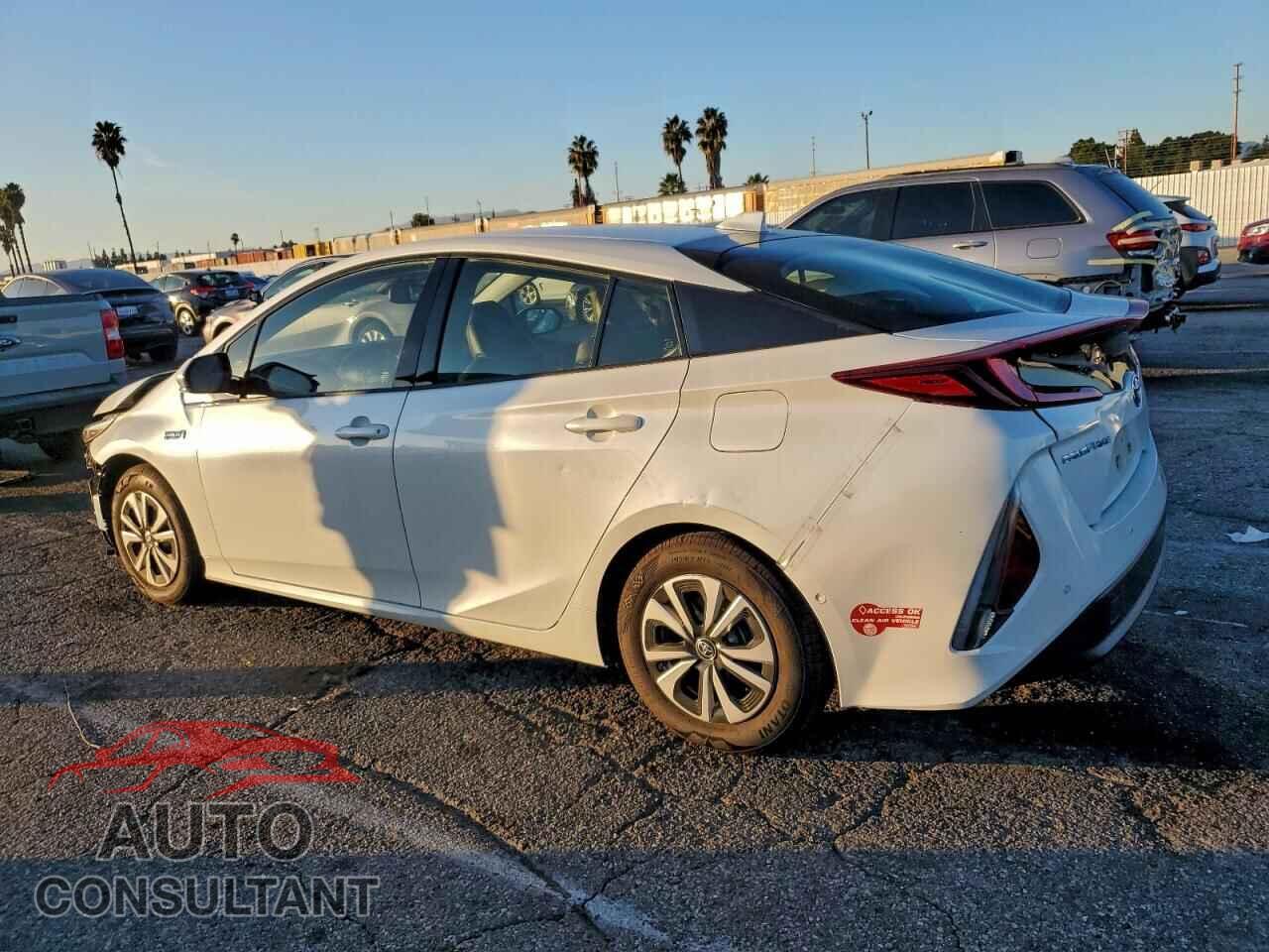 TOYOTA PRIUS 2017 - JTDKARFP9H3058858