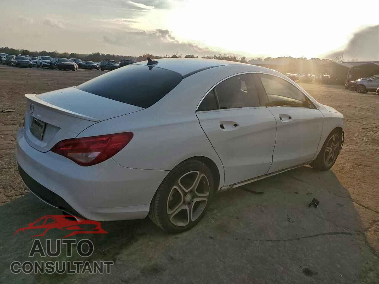 MERCEDES-BENZ CLA-CLASS 2014 - WDDSJ4EB0EN115754