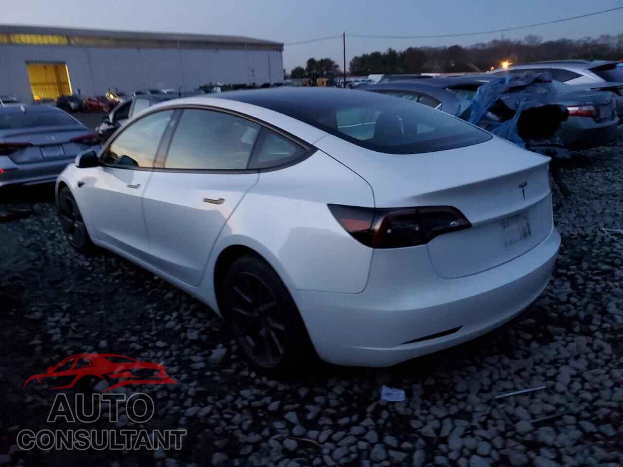 TESLA MODEL 3 2023 - 5YJ3E1EA3PF585657