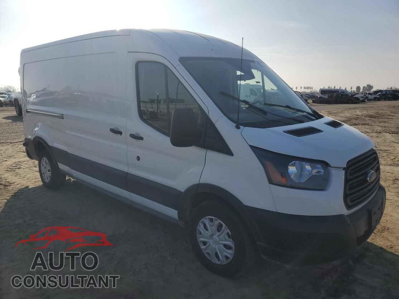 FORD TRANSIT 2019 - 1FTYR2CM8KKA87639
