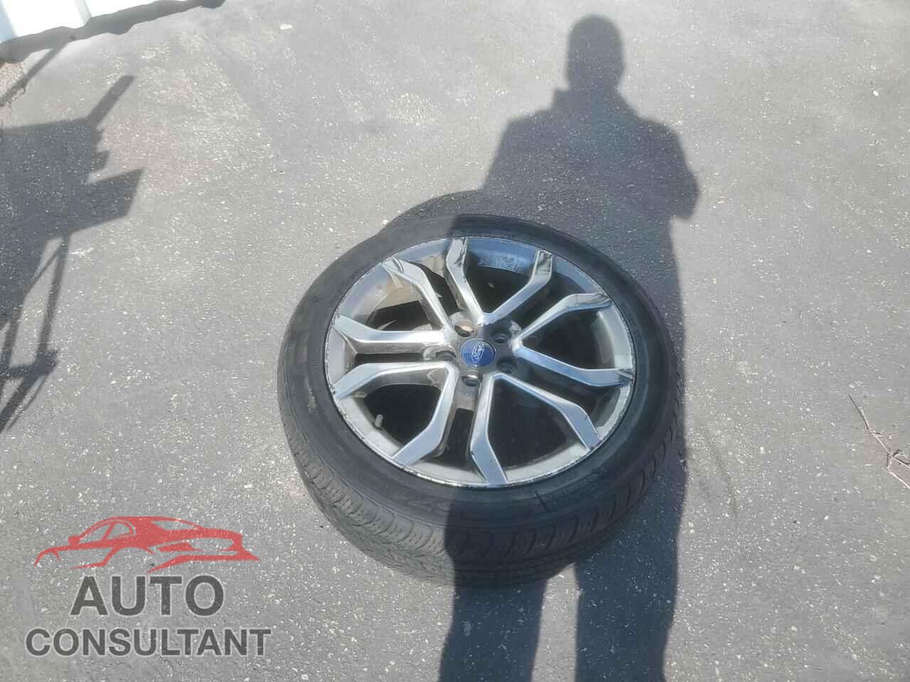 FORD FUSION 2020 - 3FA6P0CD6LR192586