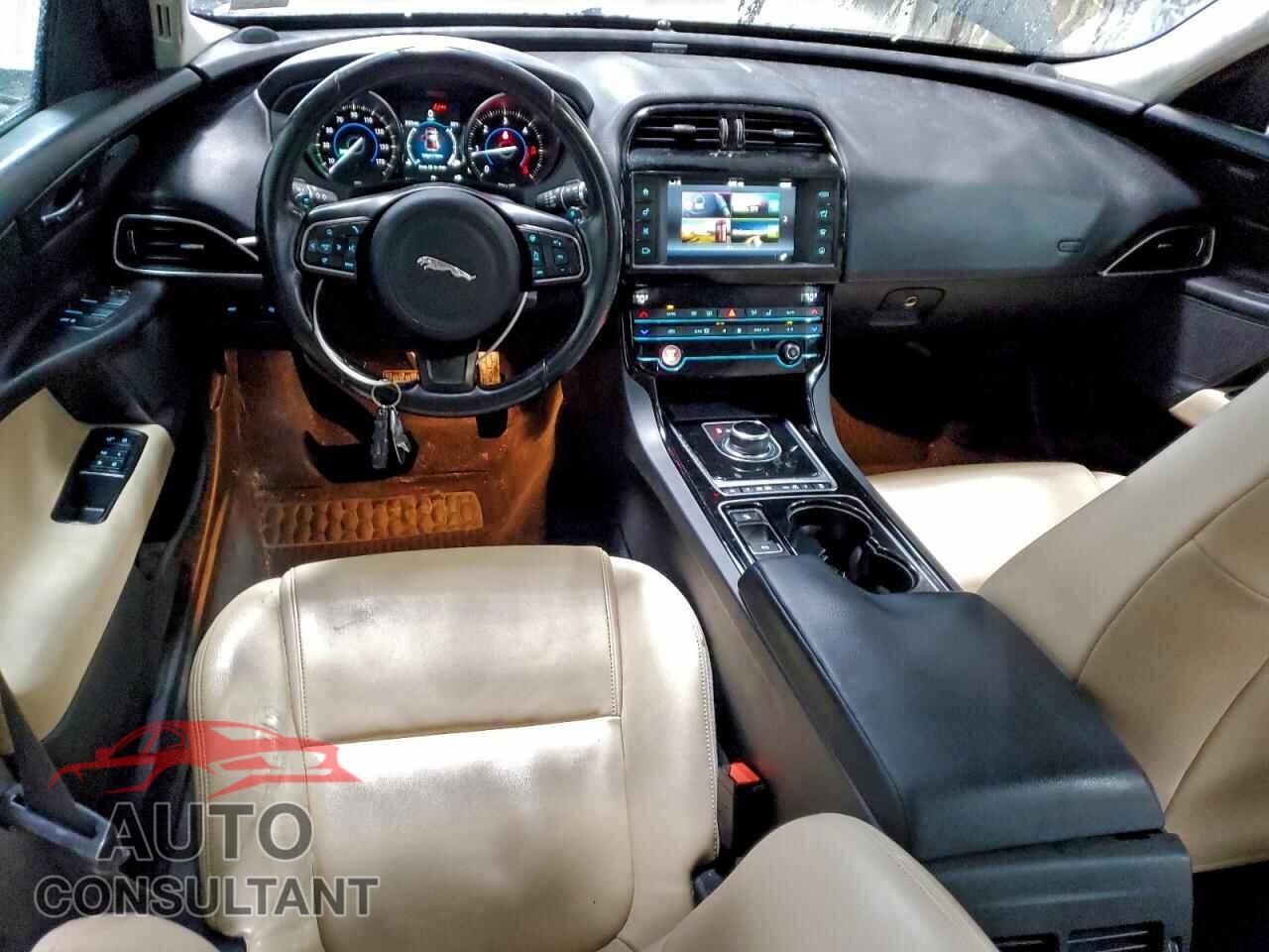 JAGUAR XE 2017 - SAJAJ4BN3HA968764
