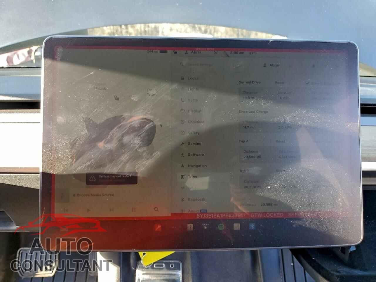 TESLA MODEL 3 2023 - 5YJ3E1EA1PF637917