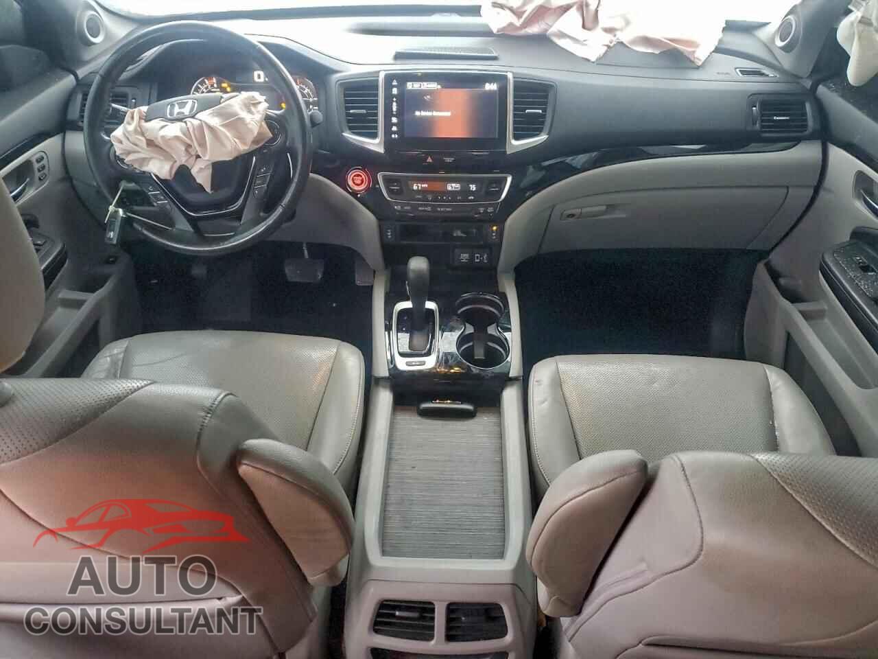 HONDA RIDGELINE 2018 - 5FPYK3F75JB002534