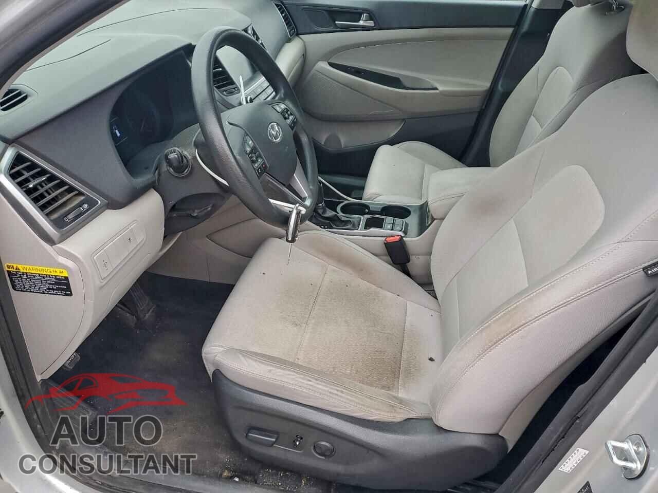 HYUNDAI TUCSON 2018 - KM8J33A44JU653435