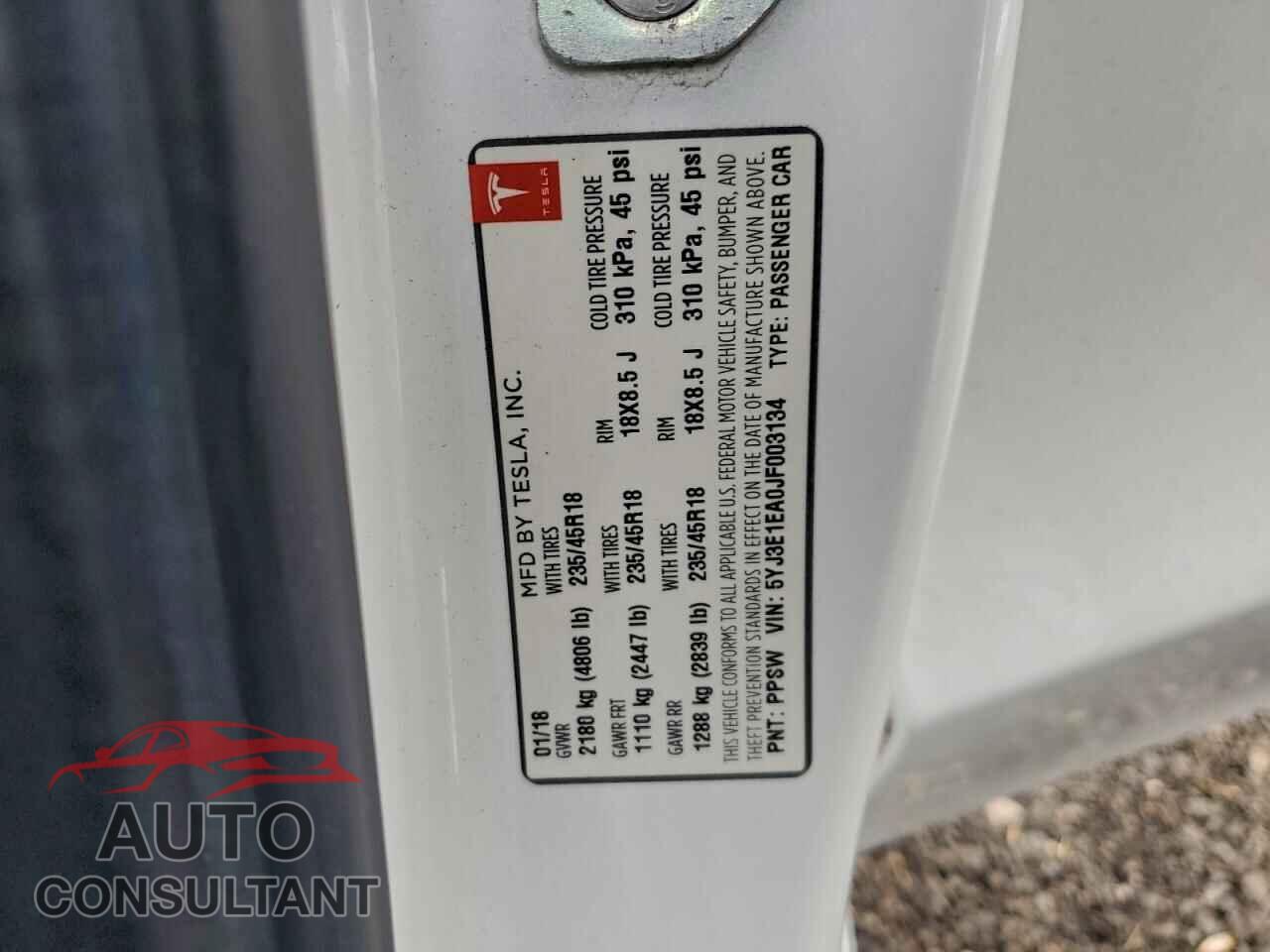 TESLA MODEL 3 2018 - 5YJ3E1EA0JF003134