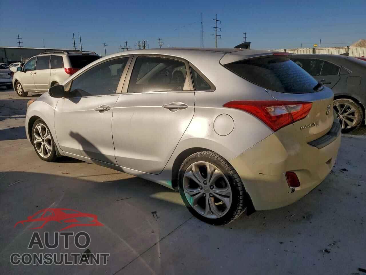 HYUNDAI ELANTRA 2013 - KMHD35LE6DU152632