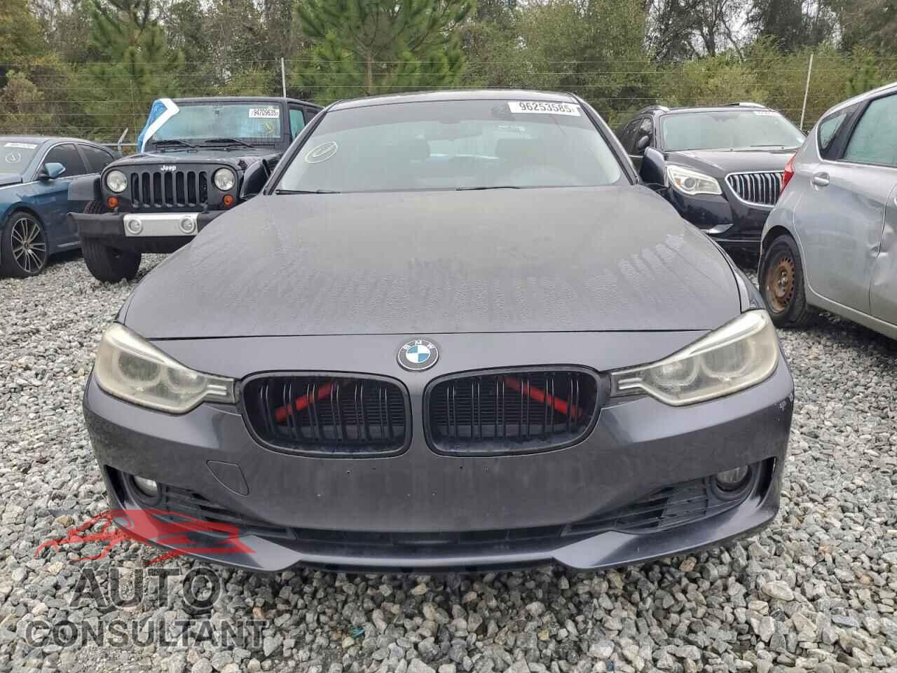 BMW 3 SERIES 2012 - WBA3A5C5XCF348434