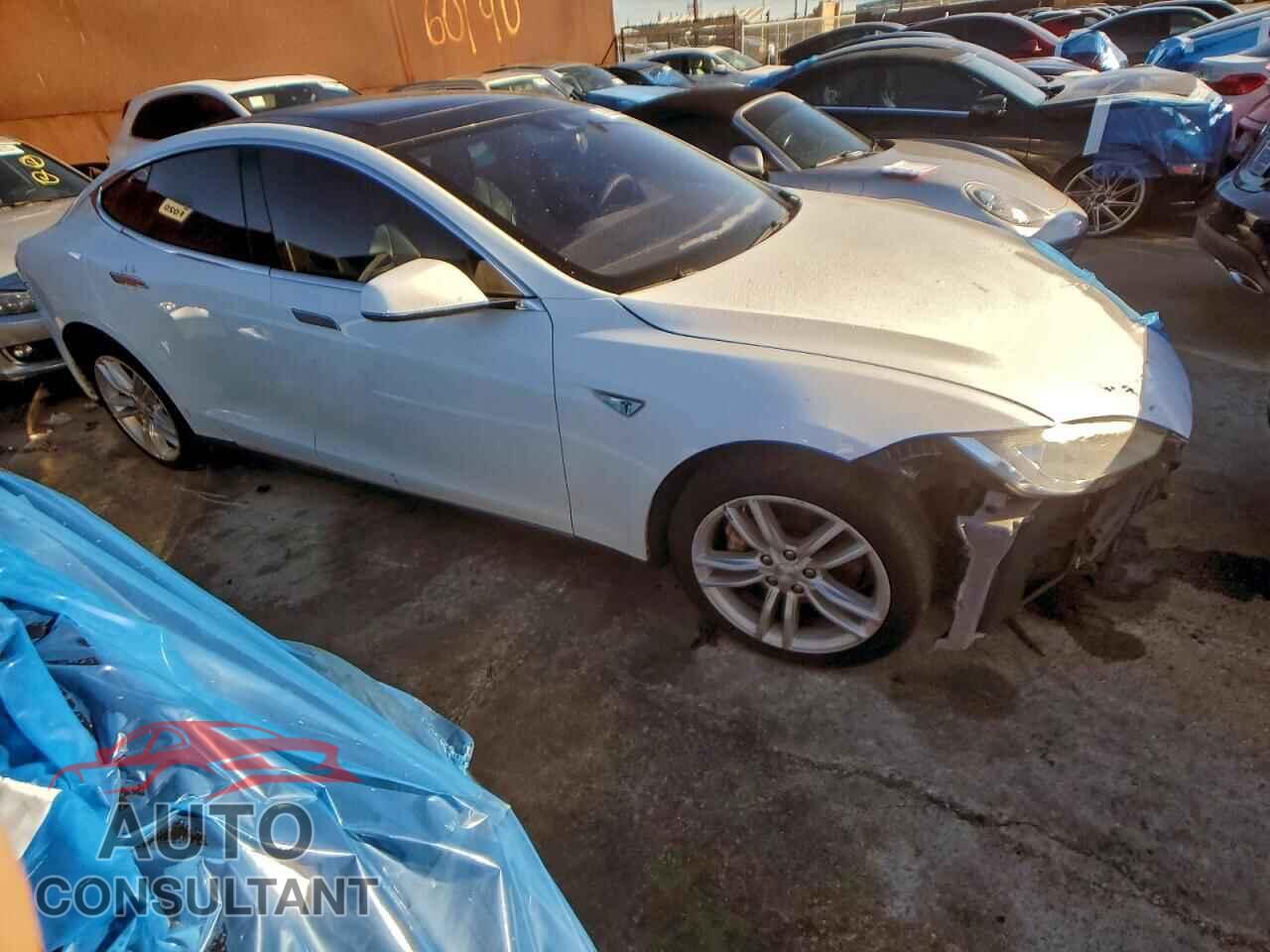 TESLA MODEL S 2016 - 5YJSA1E12GF129530