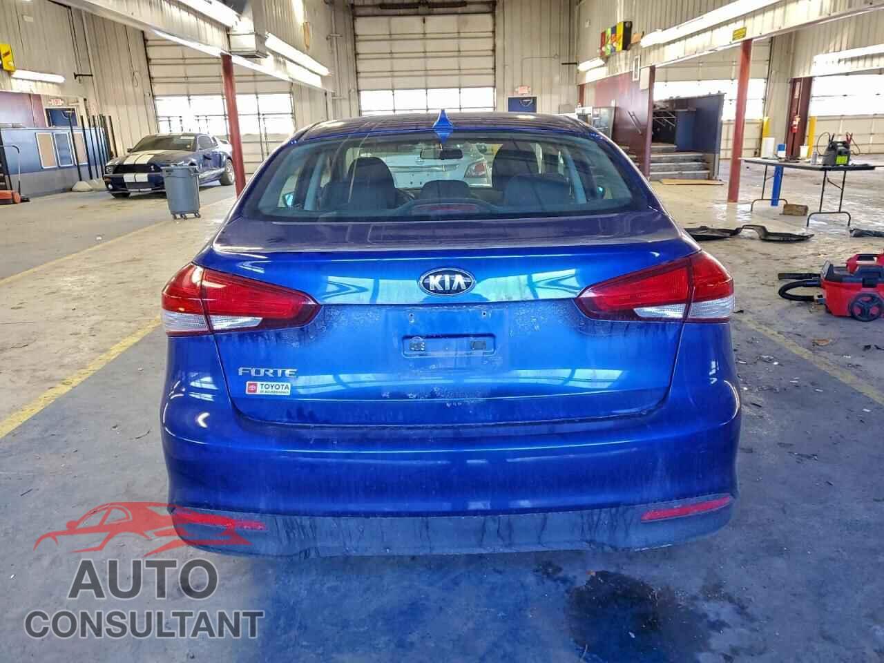 KIA FORTE 2017 - 3KPFK4A72HE060677