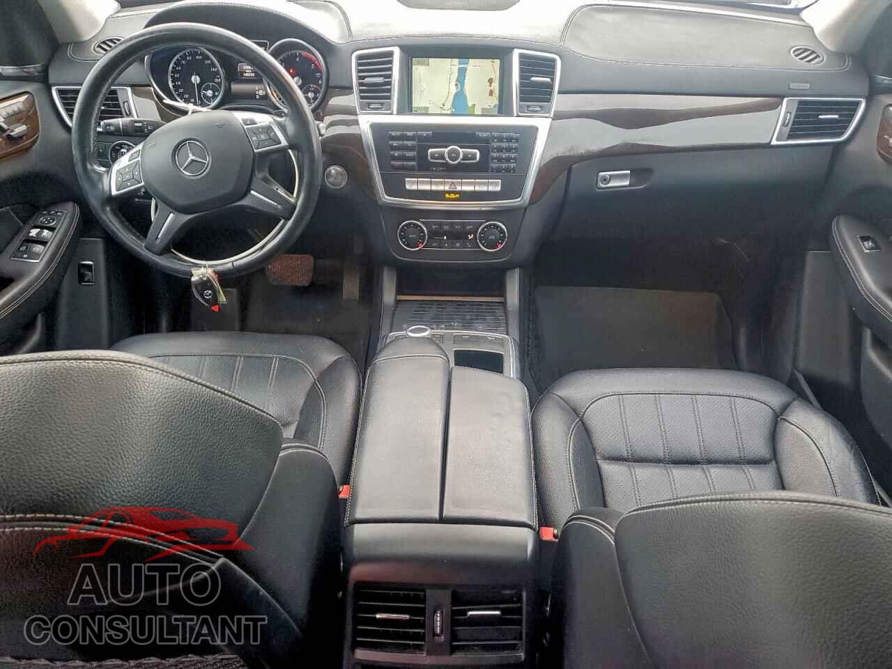 MERCEDES-BENZ GL-CLASS 2015 - 4JGDF2EE3FA528159