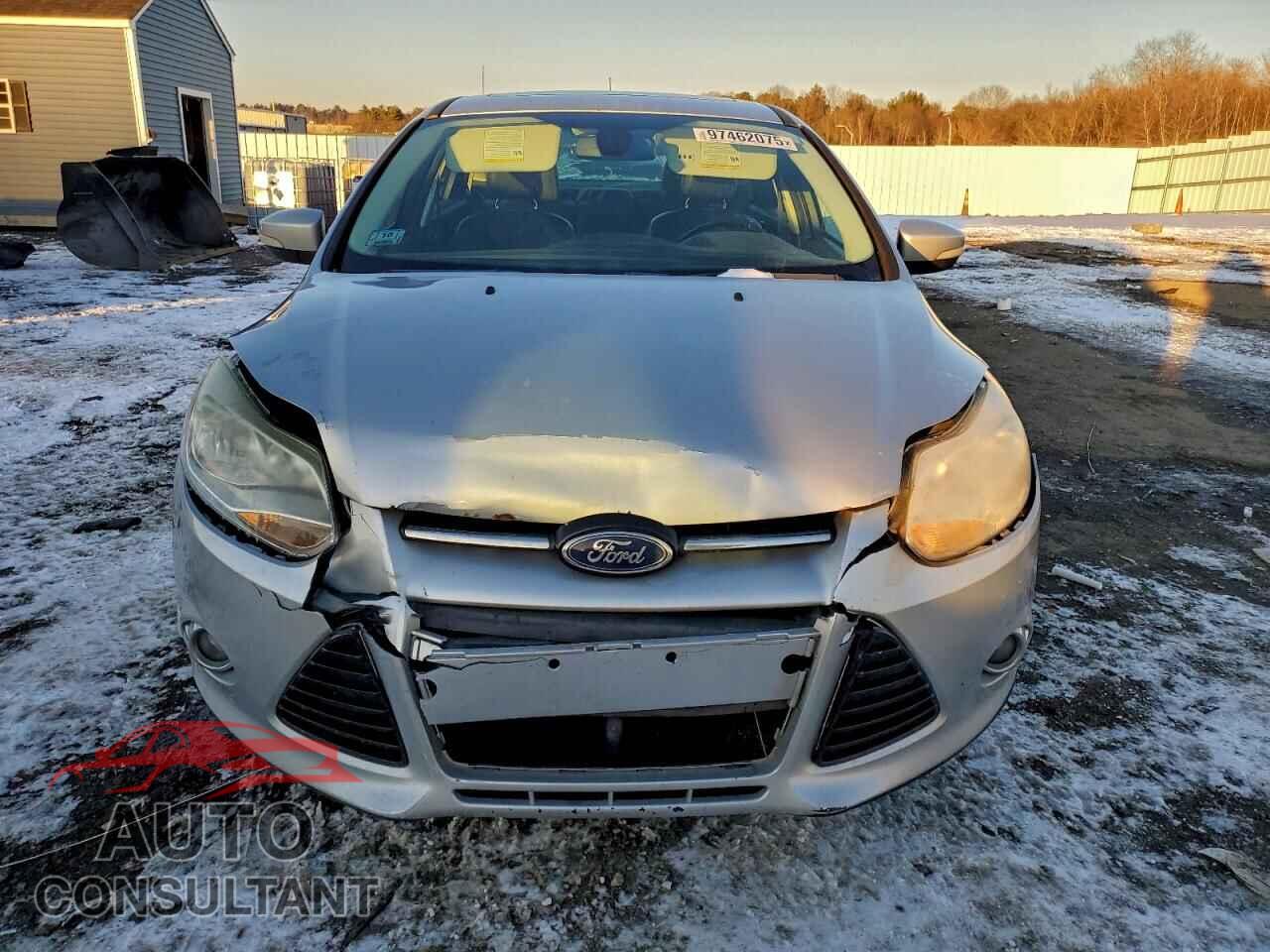 FORD FOCUS 2012 - 1FAHP3H27CL109246