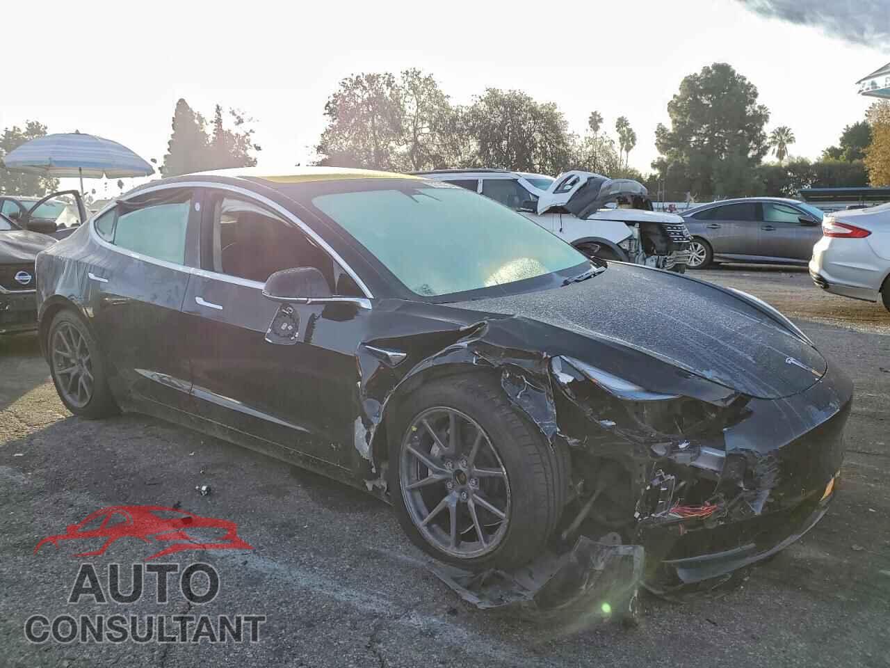 TESLA MODEL 3 2019 - 5YJ3E1EB8KF196983