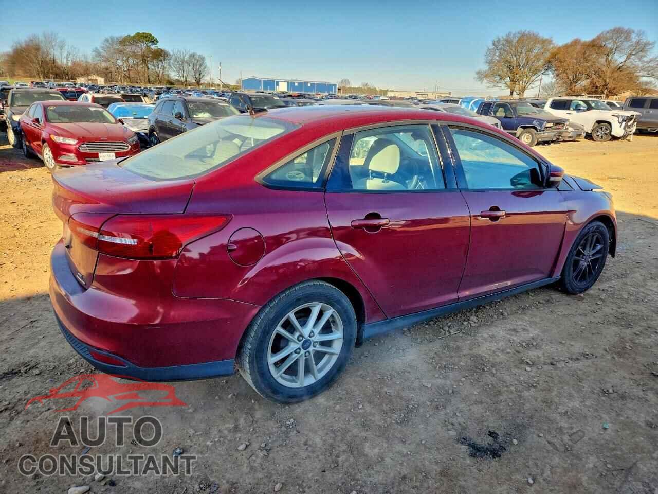 FORD FOCUS 2015 - 1FADP3F28FL214982