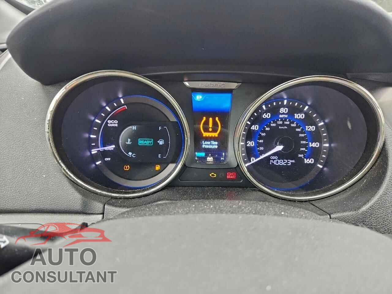 HYUNDAI SONATA 2011 - KMHEC4A46BA015763