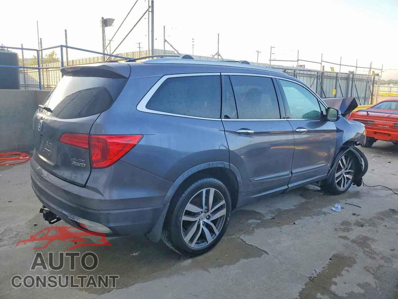 HONDA PILOT 2017 - 5FNYF6H02HB028355