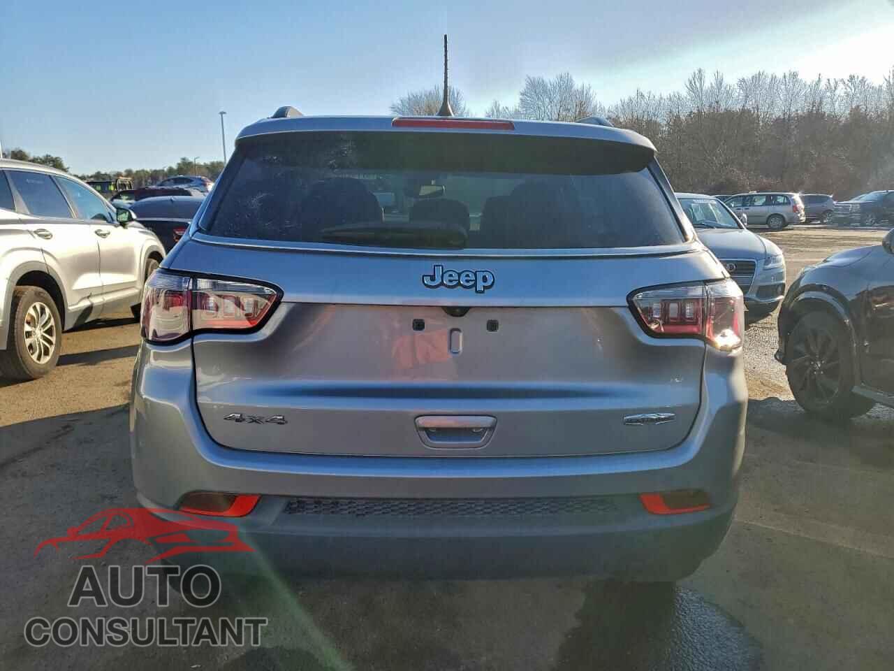 JEEP COMPASS 2022 - 3C4NJDBB0NT105656