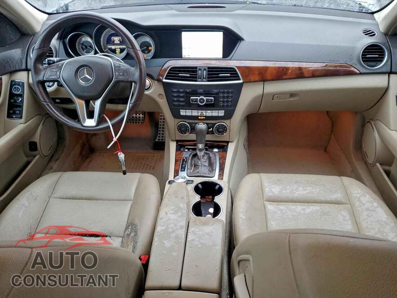MERCEDES-BENZ C-CLASS 2013 - WDDGF8AB4DA754455