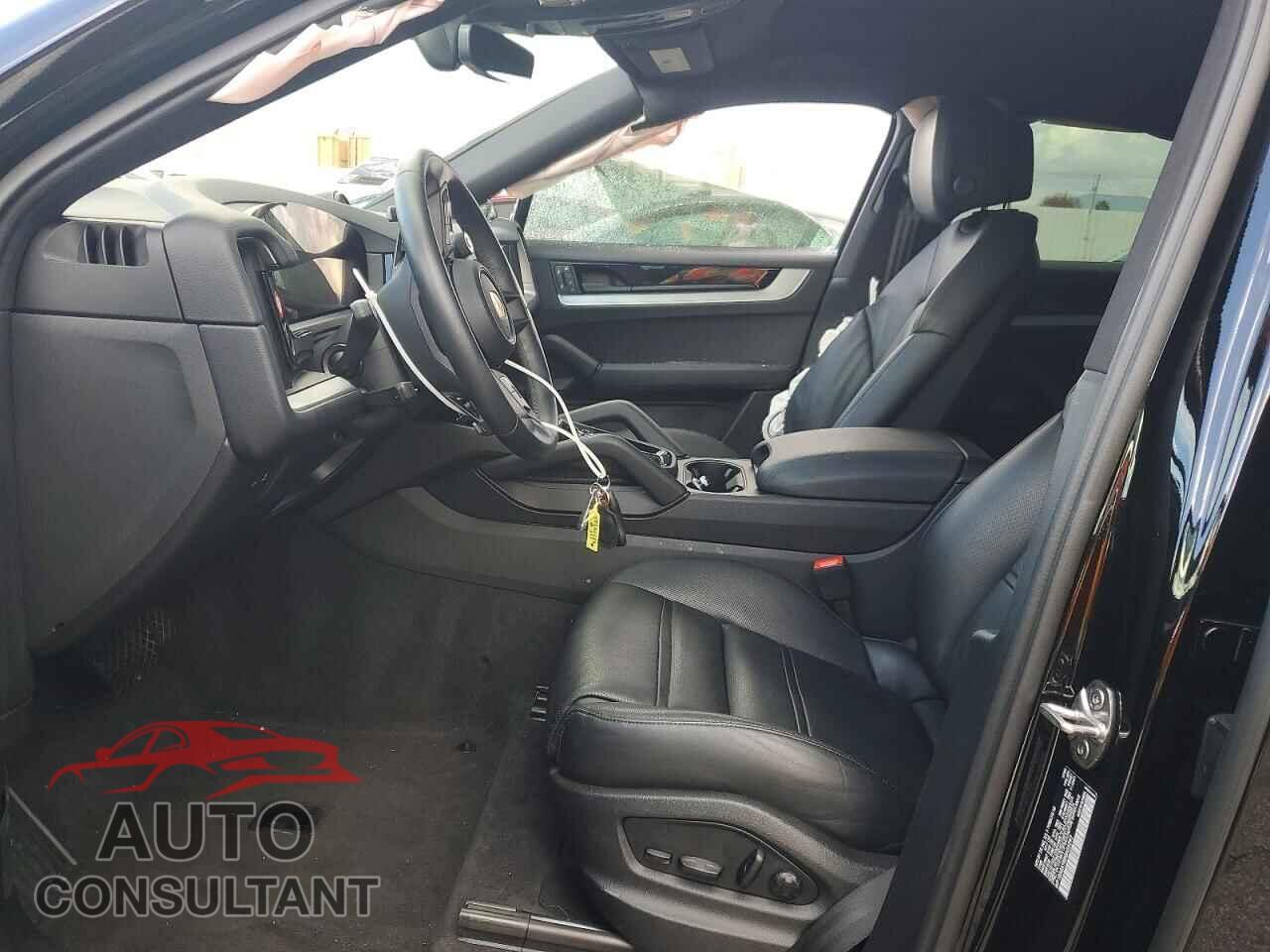 PORSCHE CAYENNE 2024 - WP1BA2AY5RDA56297