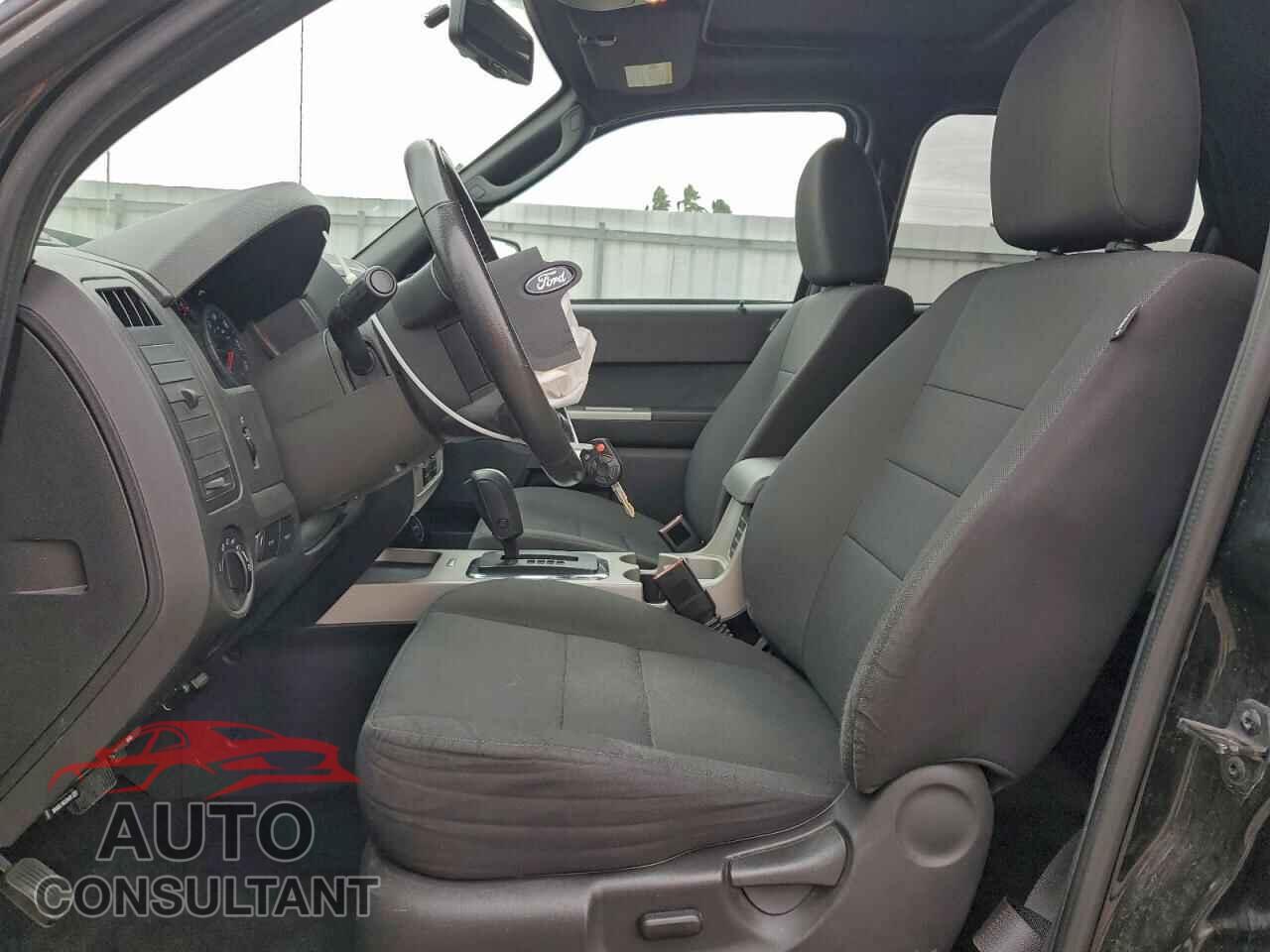 FORD ESCAPE 2011 - 1FMCU0D78BKA81261