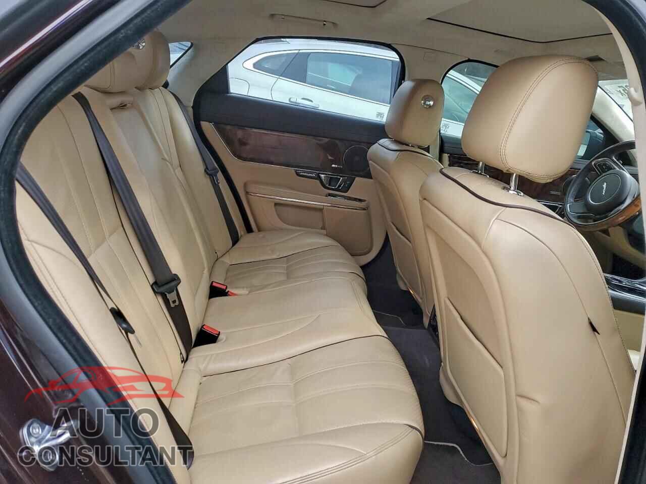 JAGUAR XJ 2014 - SAJWJ1CD4E8V63445