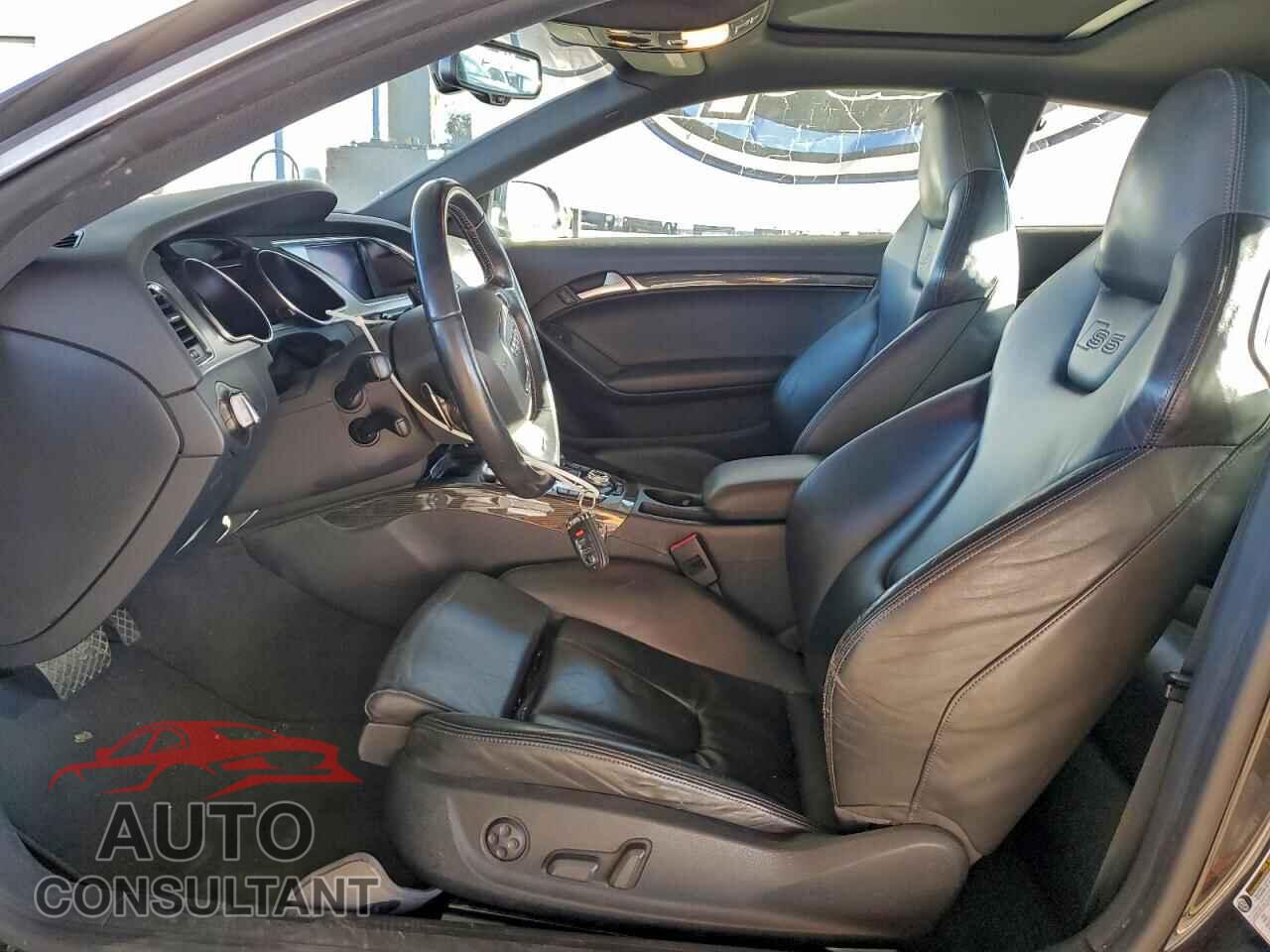 AUDI S5/RS5 2010 - WAUCVBFR1AA028785