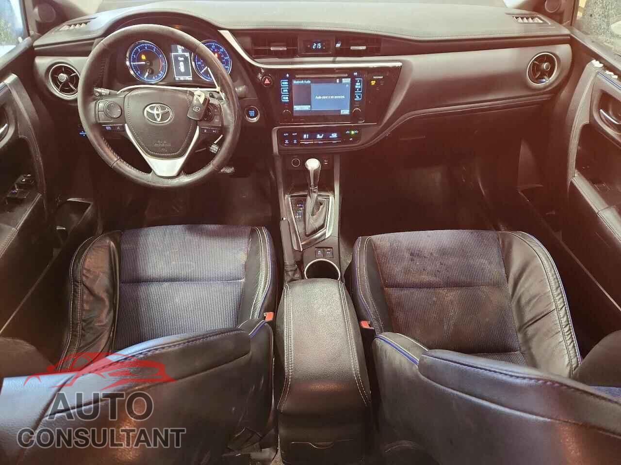 TOYOTA COROLLA 2017 - 5YFBURHE1HP705120