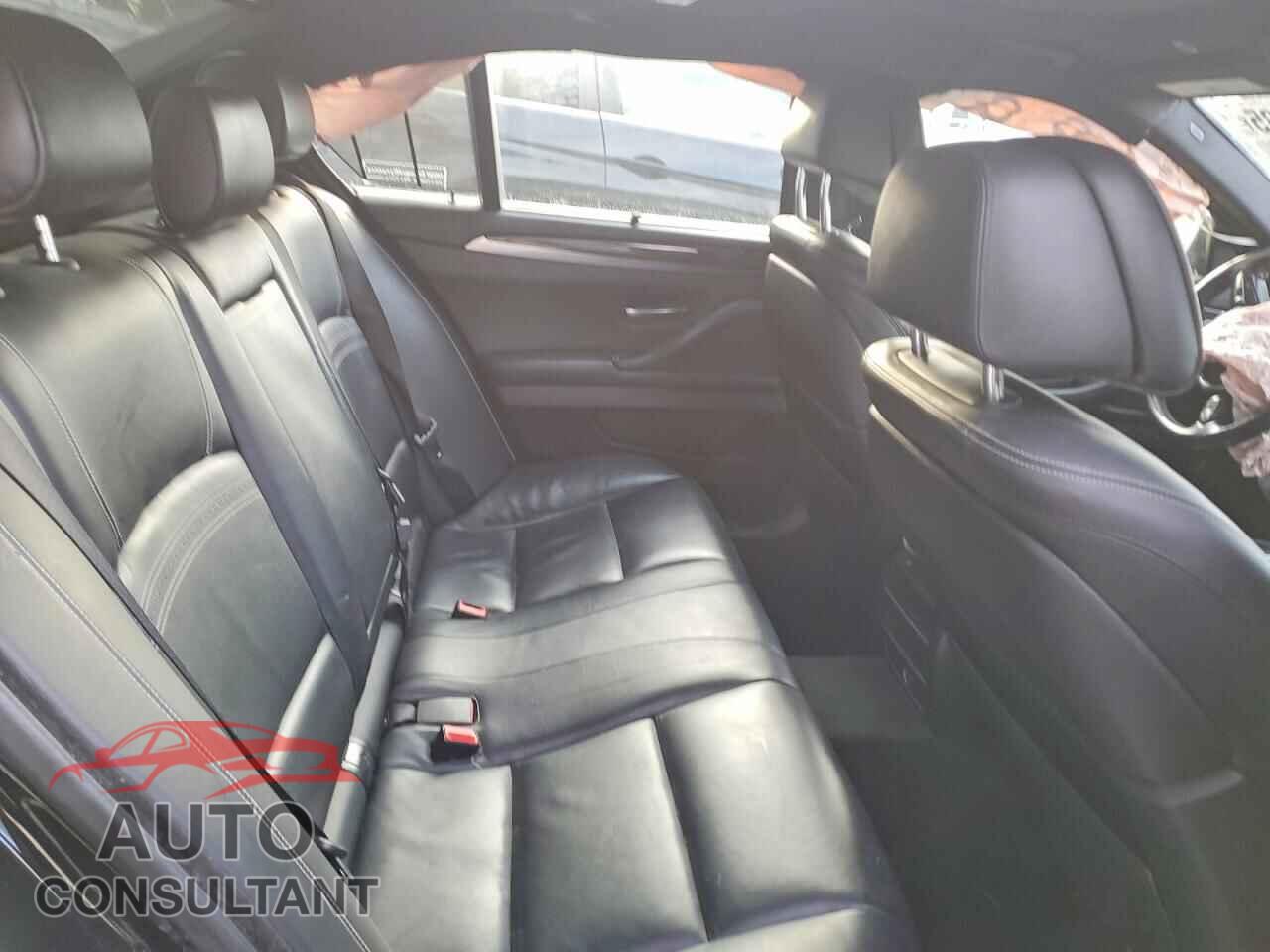BMW 5 SERIES 2015 - WBA5B3C56FD541075