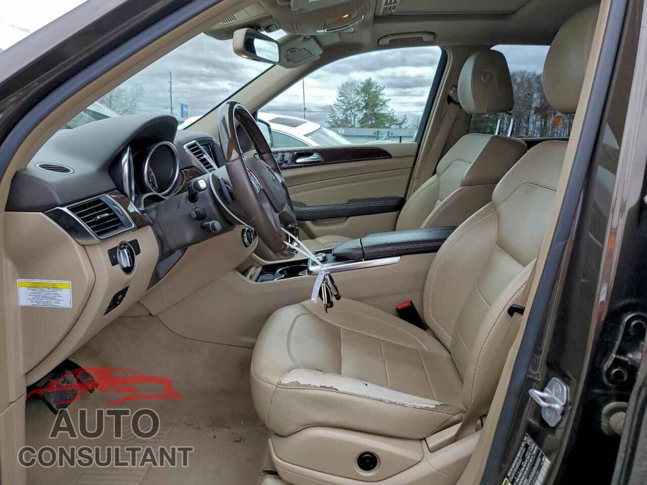 MERCEDES-BENZ M-CLASS 2012 - 4JGDA5HB4CA024104