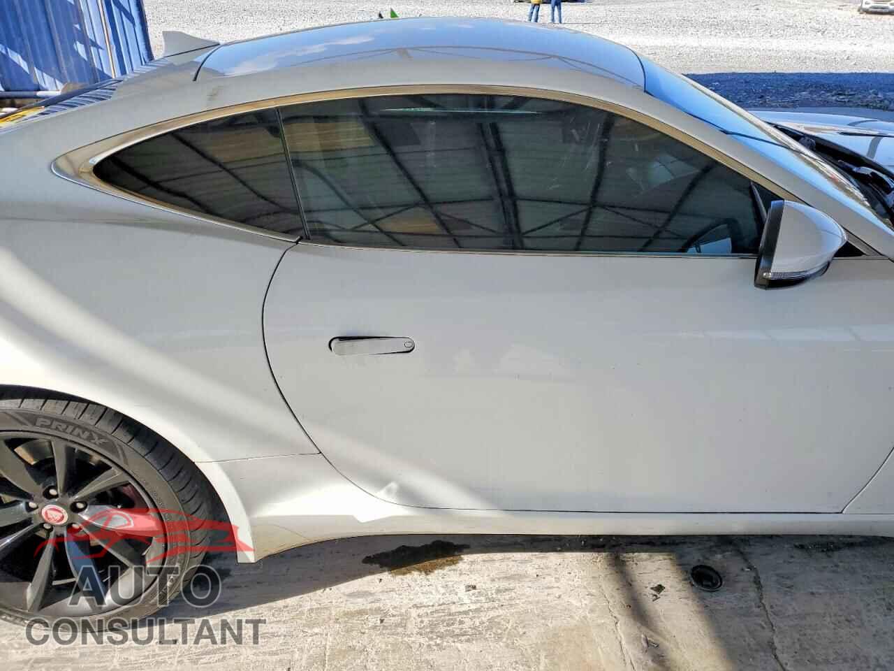 JAGUAR F-TYPE 2018 - SAJDD1EV2JCK49210